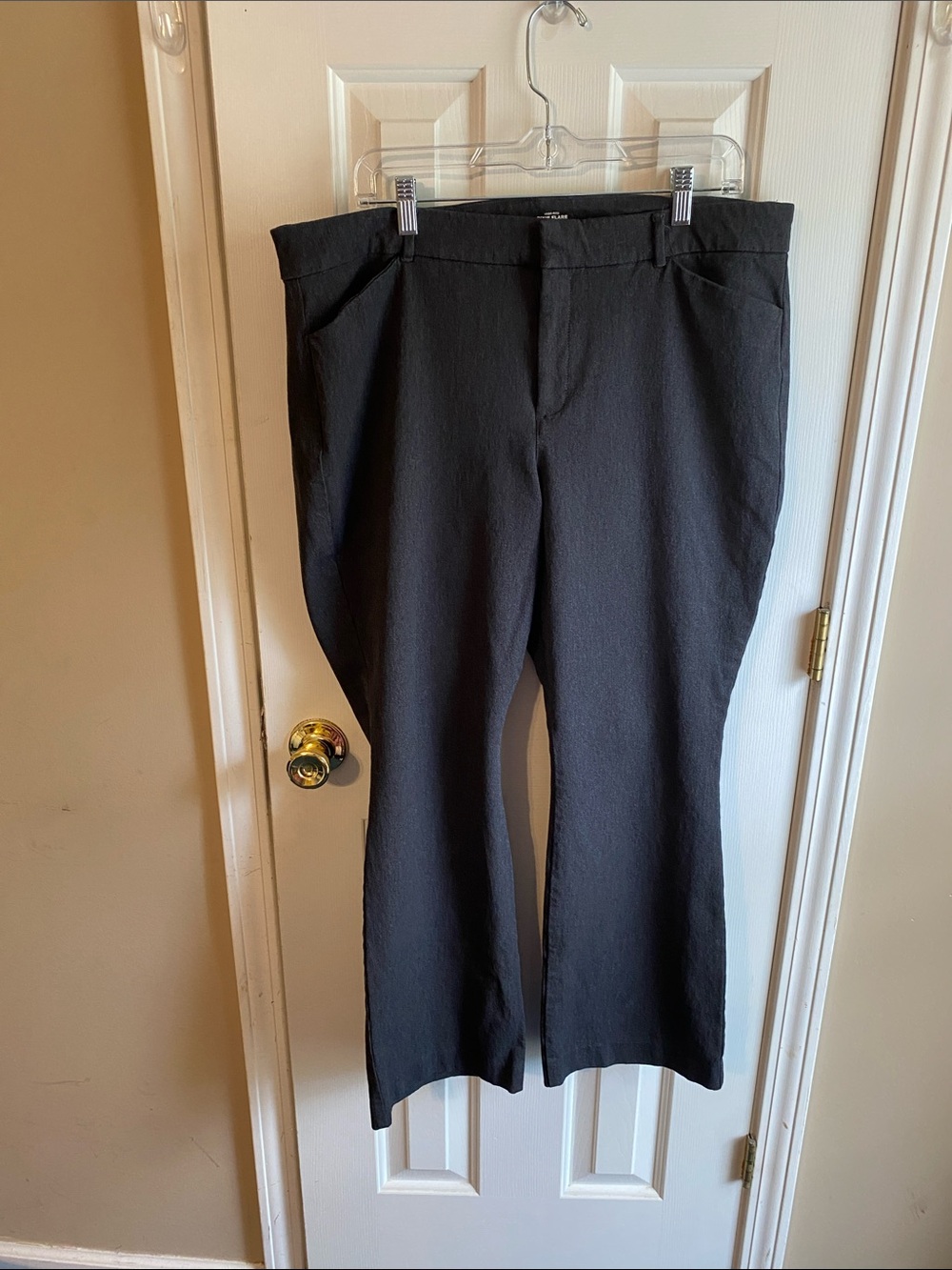 Old Navy Gray High-Rise Pixie Flare Secret Smooth Pockets Dress Pants Sz 18